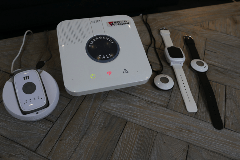 Medical Guardian vs Life Alert The Senior List