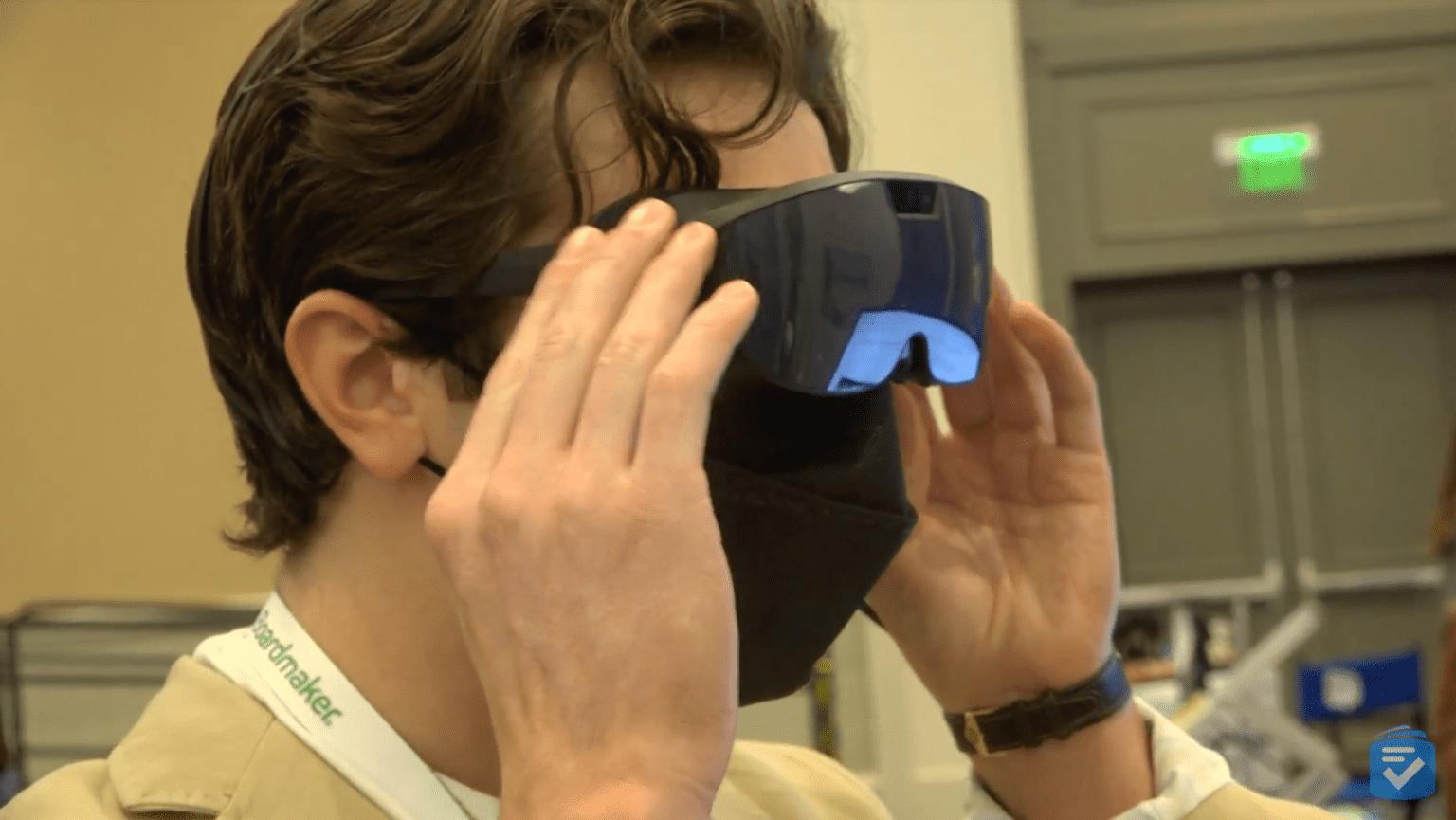 IrisVision Glasses Advanced Wearable Vision Aids The Senior List