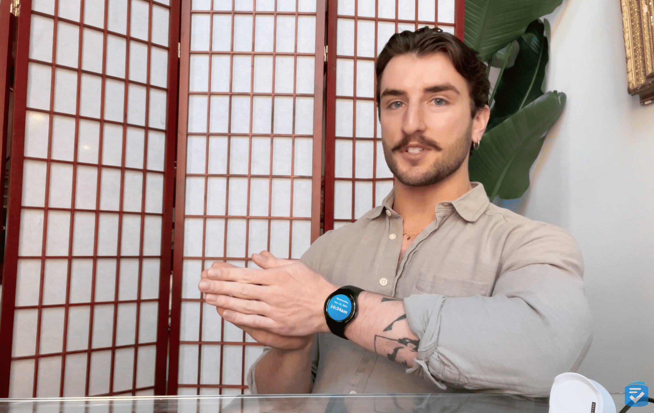 SOS Smartwatch Review The Senior List