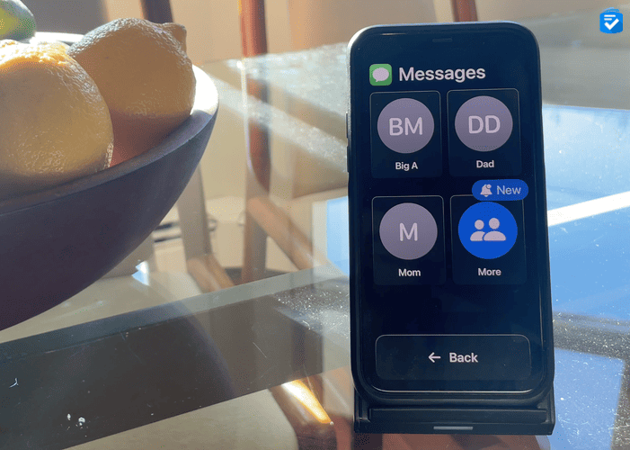 The Messages app in Assistive Access.