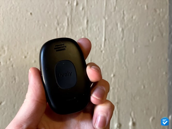 The Lively Mobile2 featured a help button, speakerphone, GPS, and fall detection, all in one compact unit.